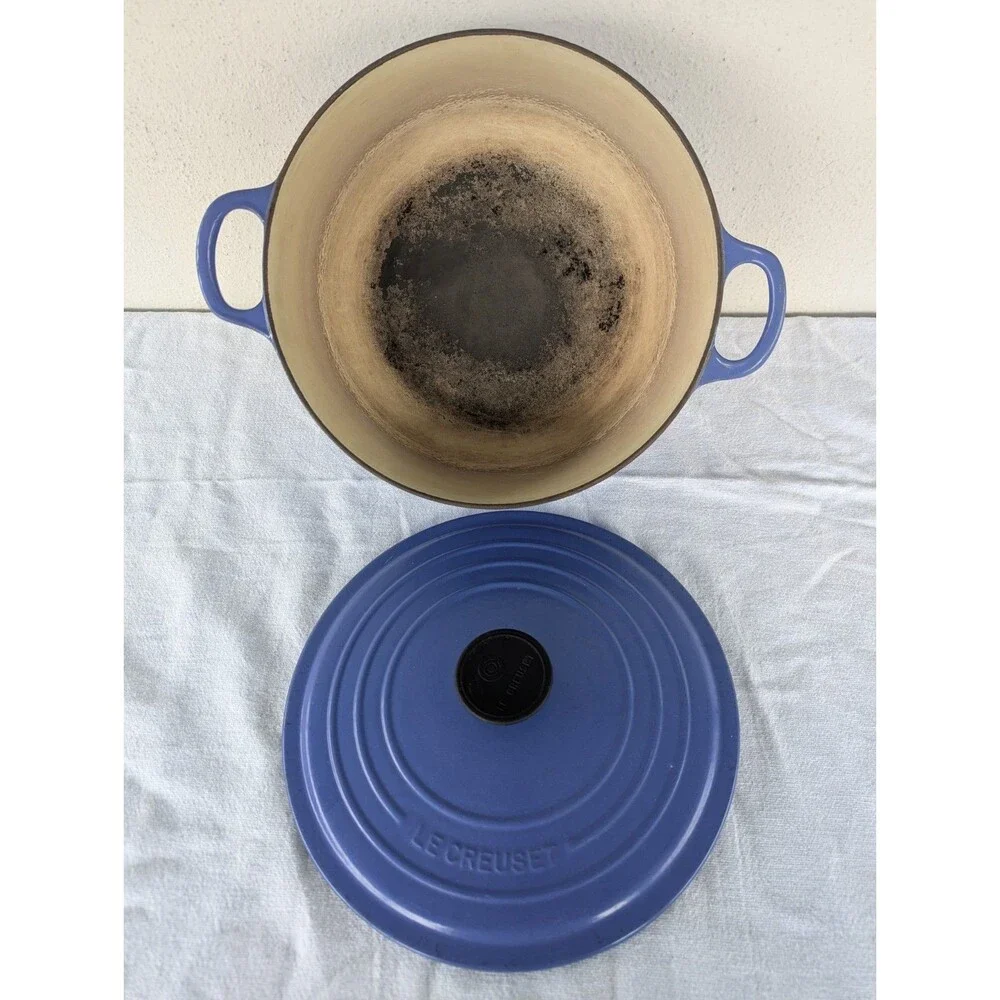 *Damaged Pot, Good Lid* Le Creuset France 5.5 Qt 26 Dutch Oven Cobalt Blue